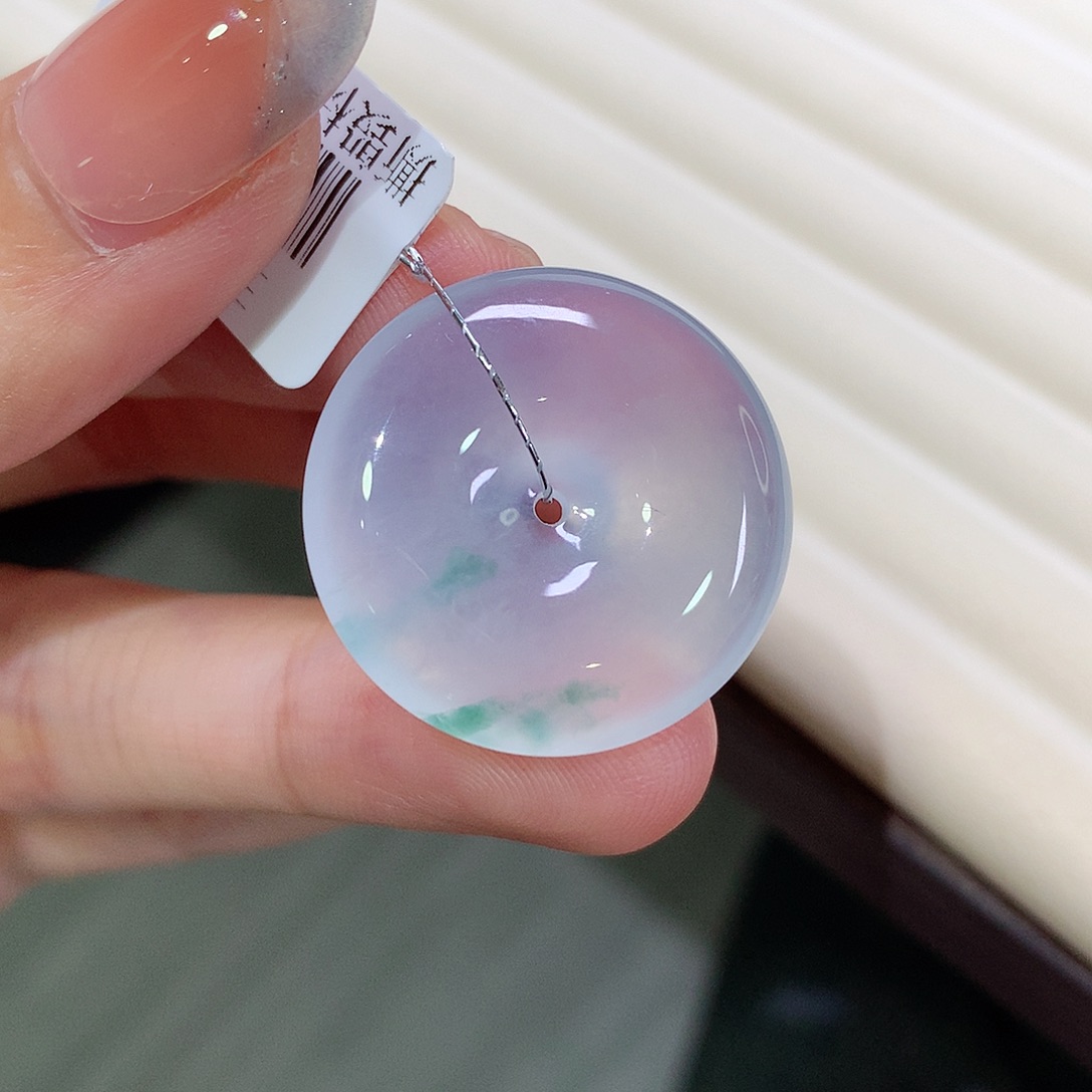 翡翠未镶嵌颈饰24.3-5.8。强推