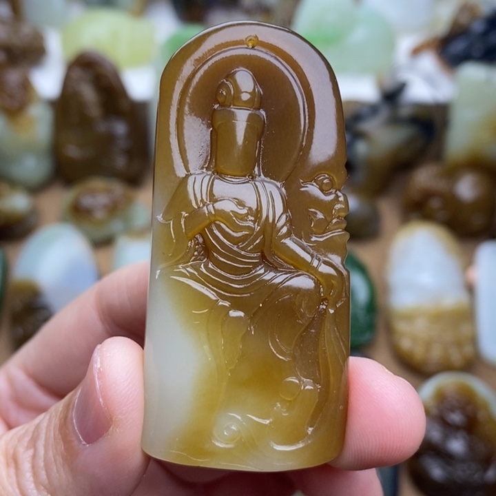 和田玉未镶嵌颈饰