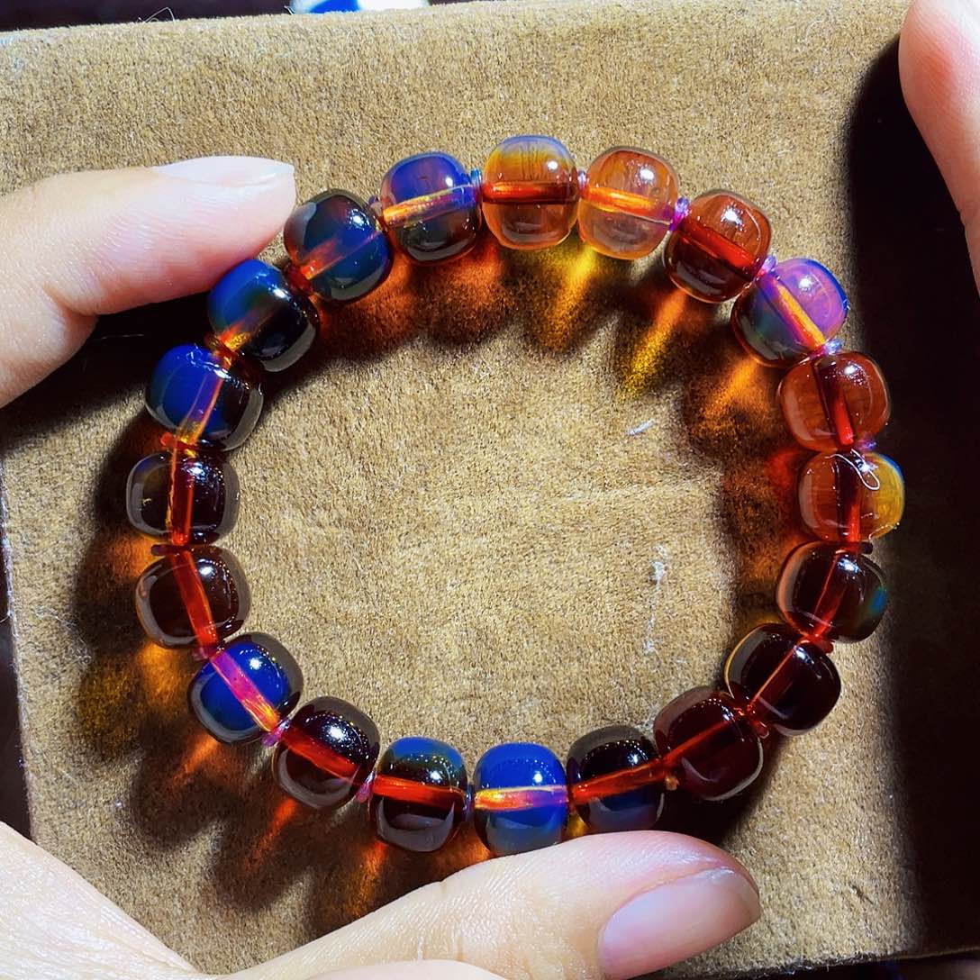 蓝珀裸石未镶嵌红蓝10老型手串