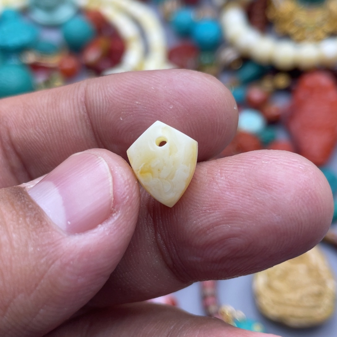 琥珀珠宝奇石未镶嵌1