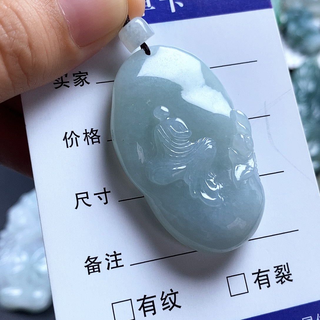 翡翠未镶嵌颈饰翡翠