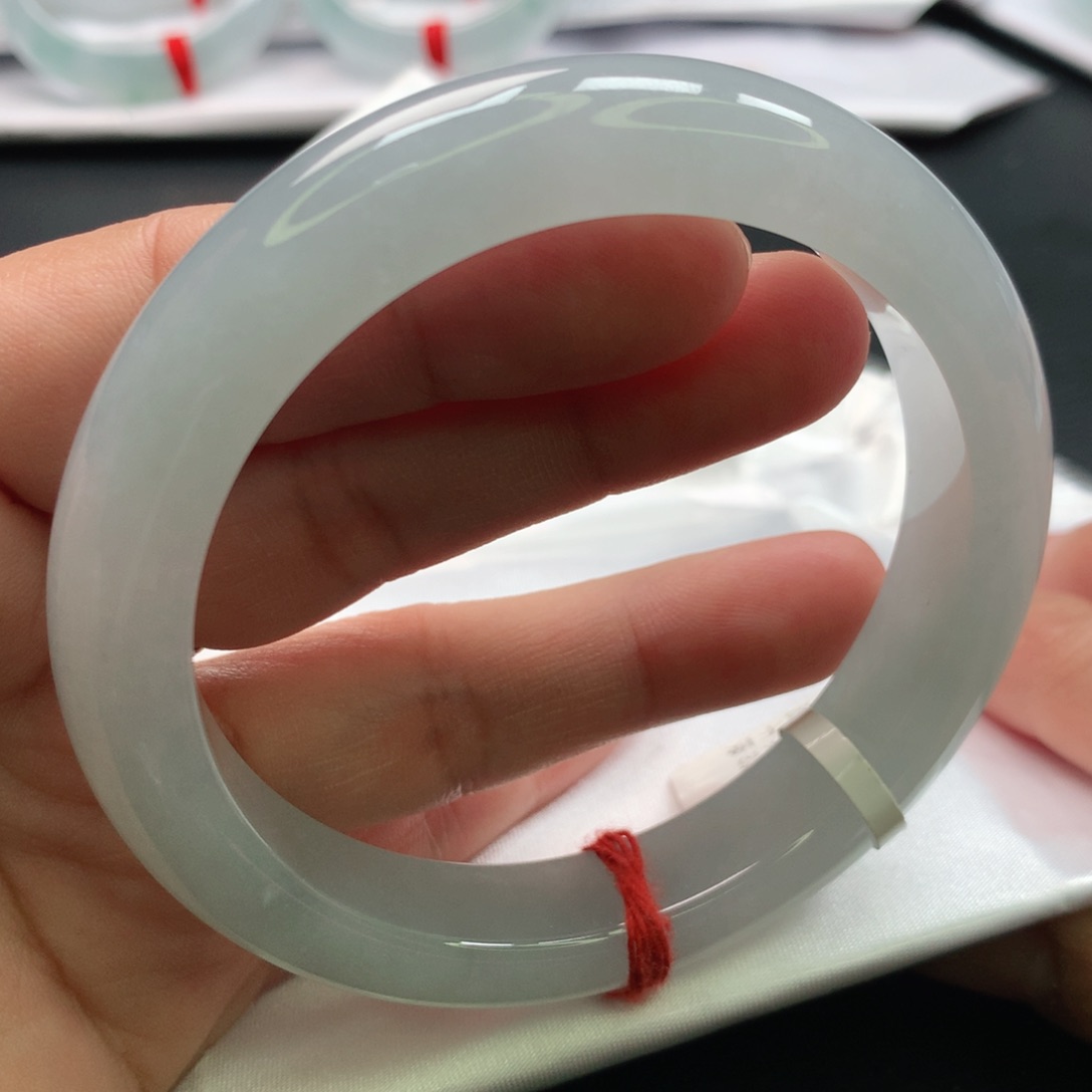 翡翠手镯未镶嵌缅甸59.60