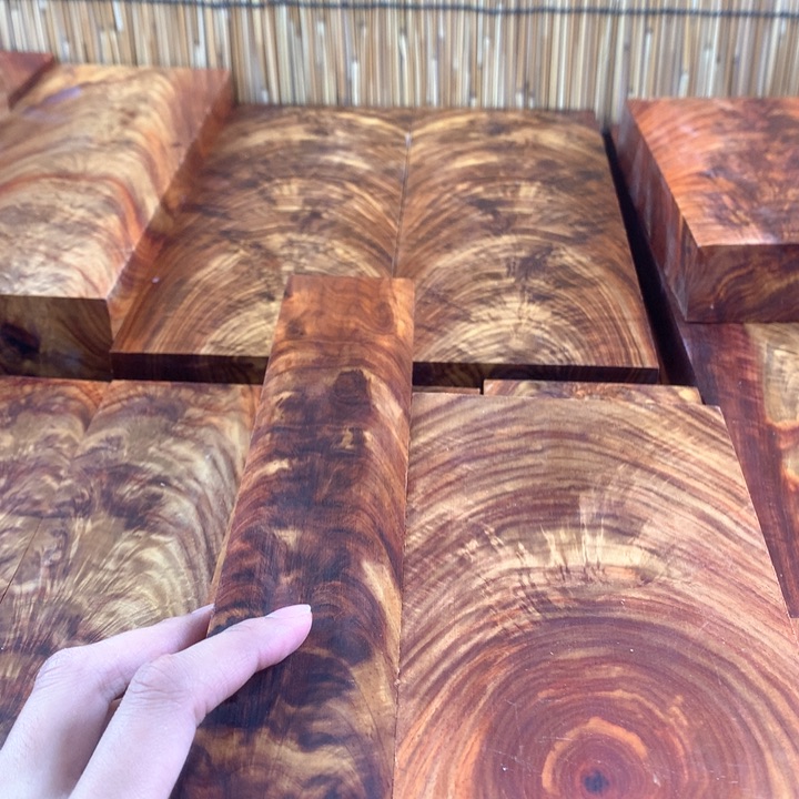 黄花梨/降香黄檀喜**石