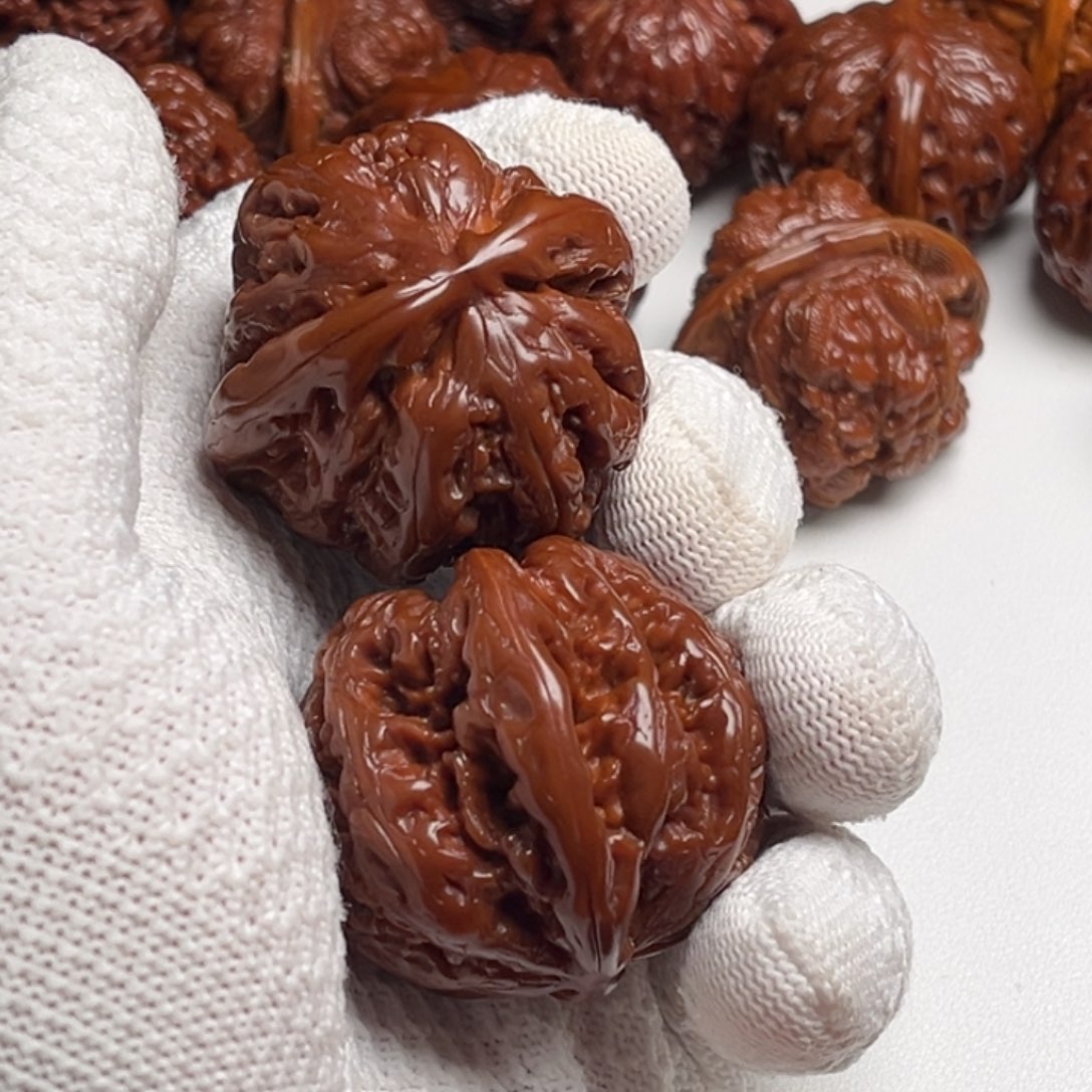 柴***伟吊坠桃核文玩核桃链接