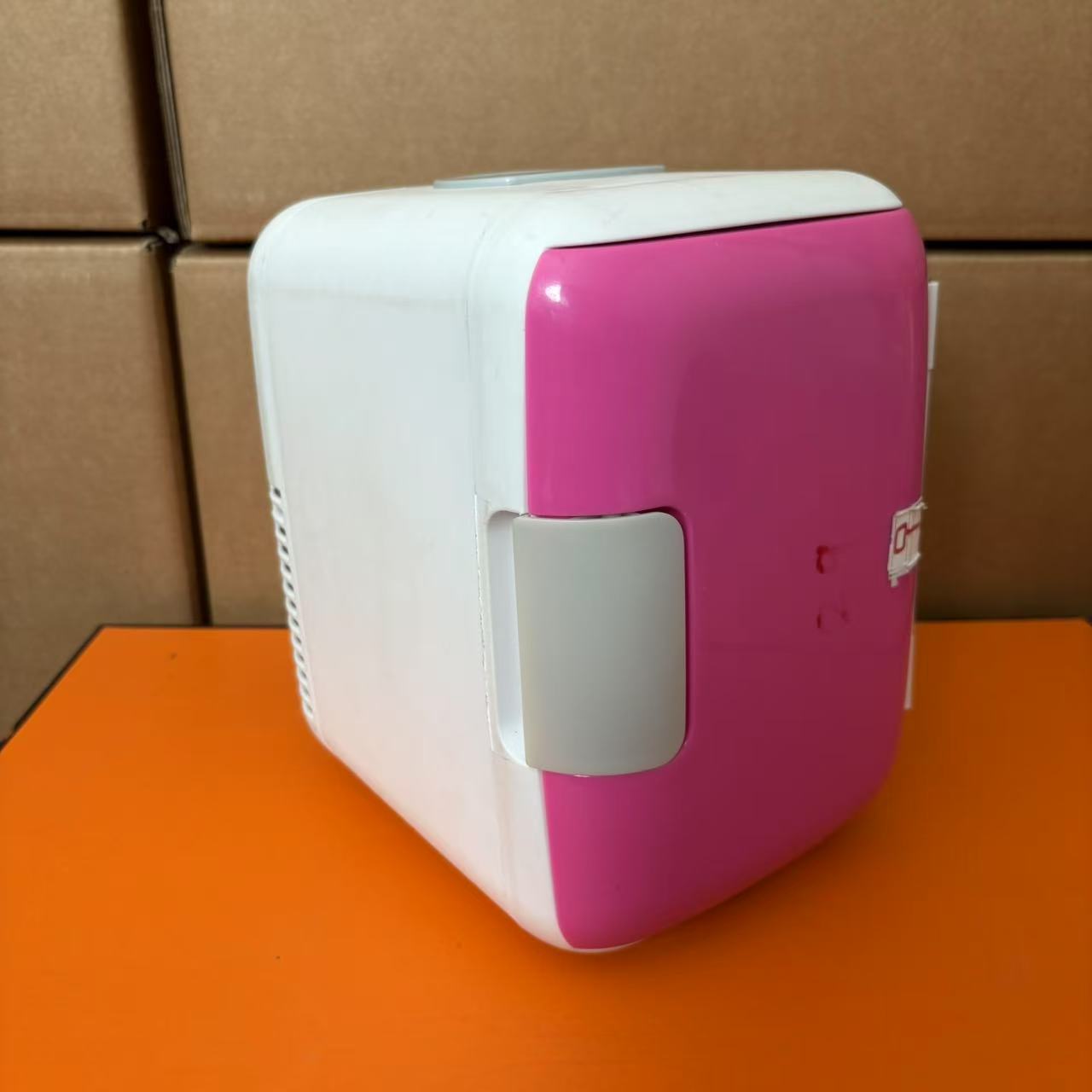 车载冰箱迷你小冰箱小型宿舍冷藏冷冻家用小冰柜礼品跨境一个起批