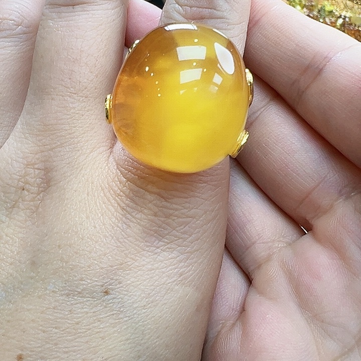 琥珀未镶嵌珠宝奇石