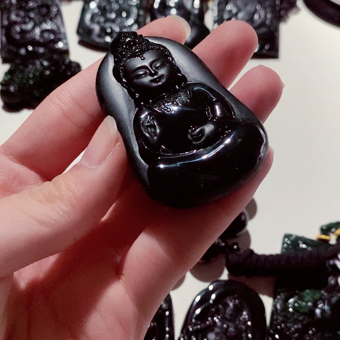 翡翠颈饰未镶嵌翡翠a