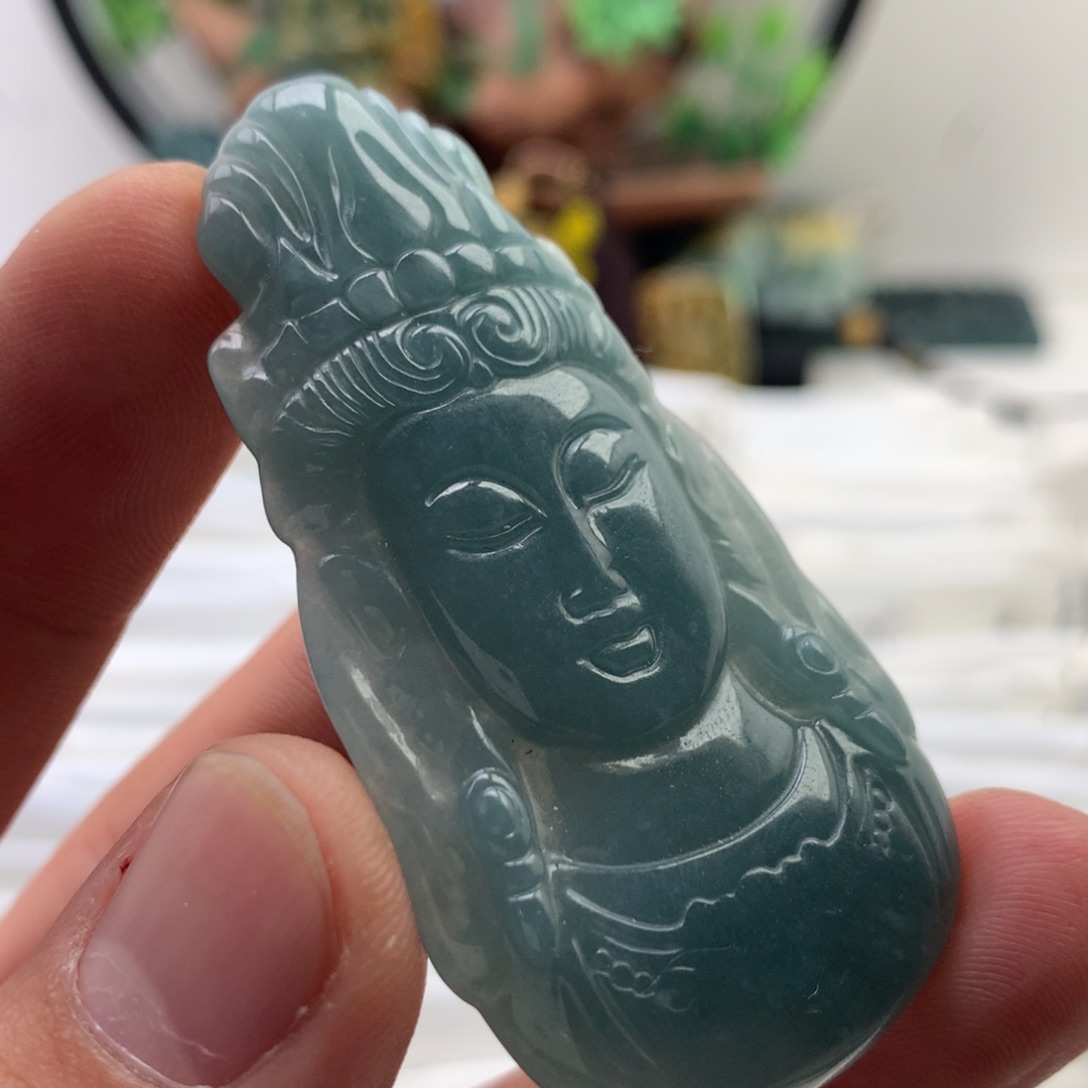 颈饰未镶嵌翡翠观音首