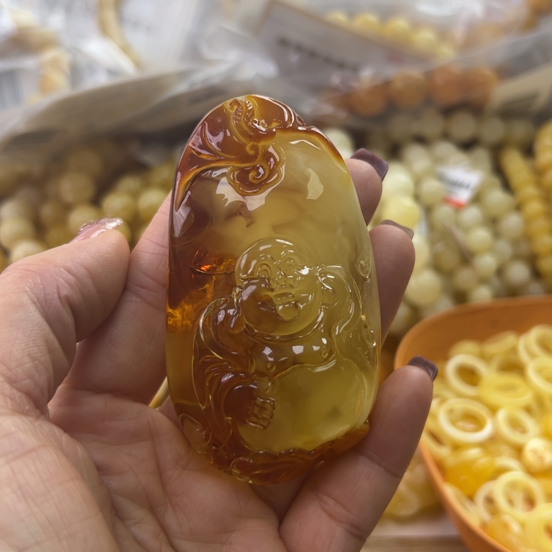 琥珀珠宝奇石未镶嵌
