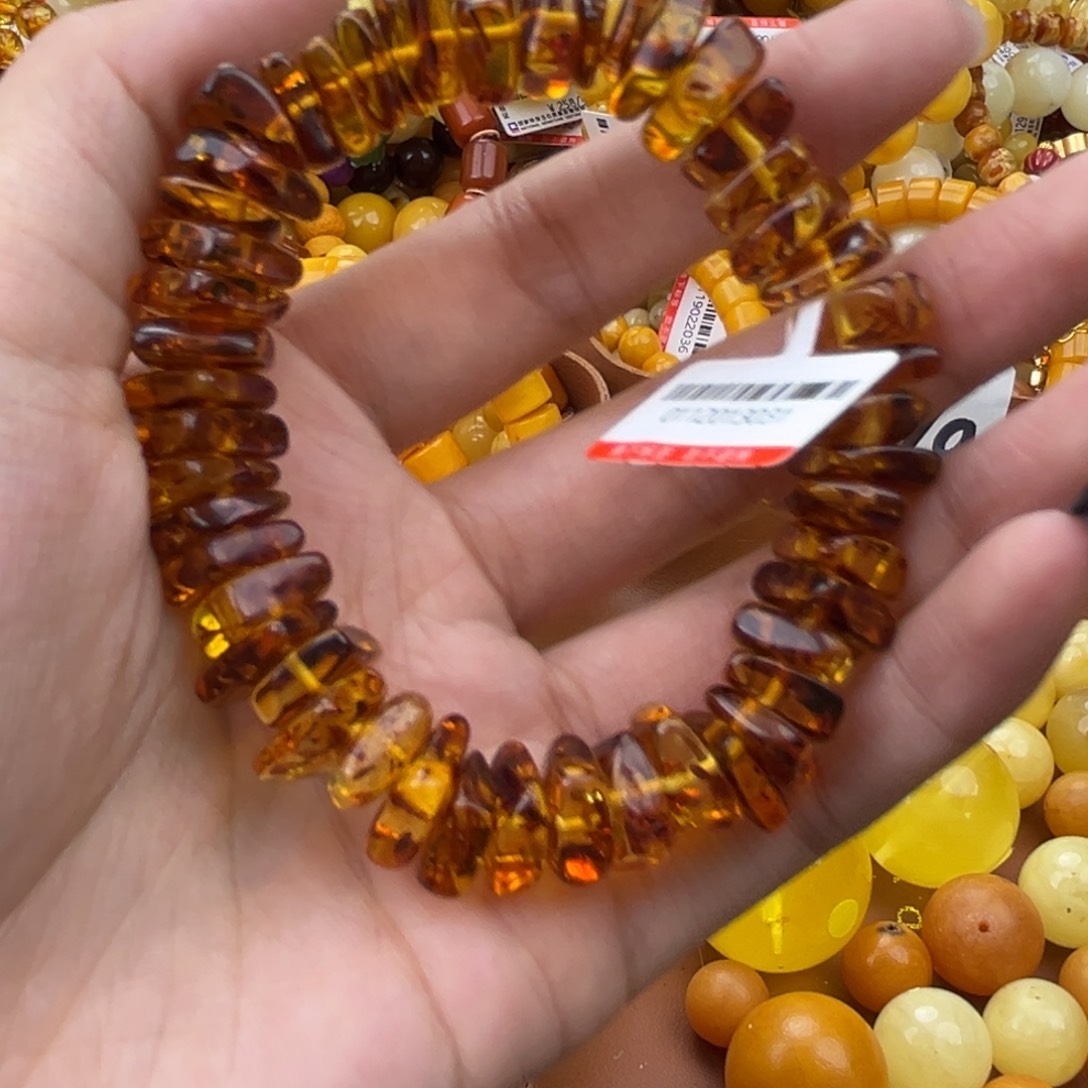 琥珀珠宝奇石未镶嵌