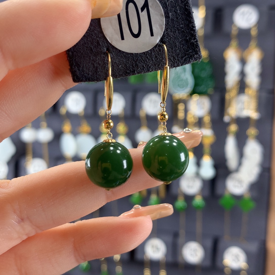 和田玉耳饰18K金镶嵌