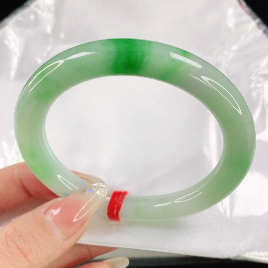 翡翠手镯未镶嵌1125翡翠