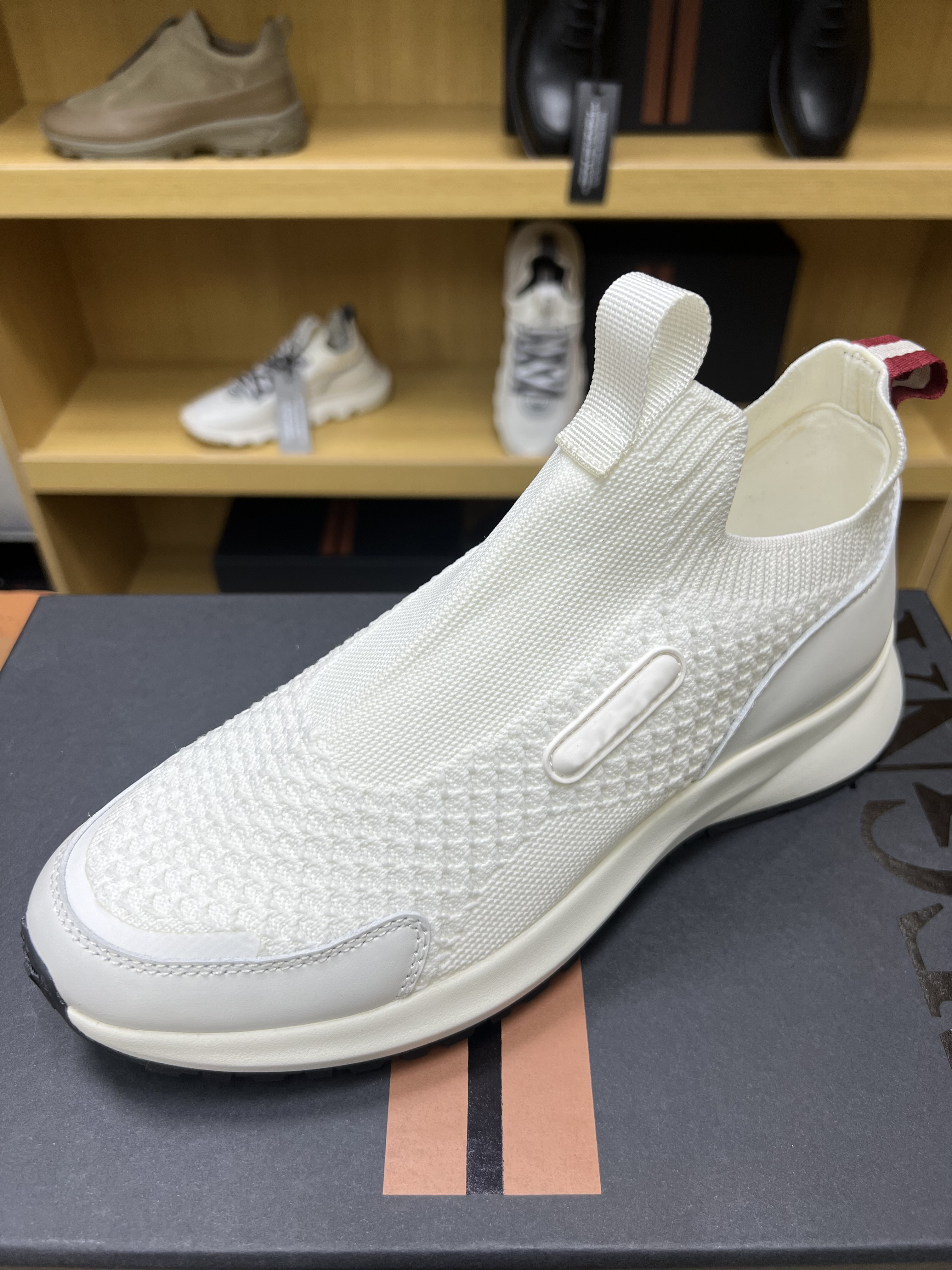 巴家飞织休闲运动鞋时尚一脚蹬轻便男鞋（皮鞋尺码）