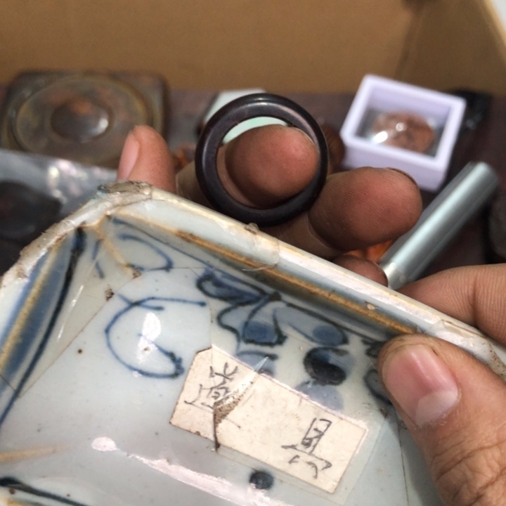 陶瓷孤品单件车里拍