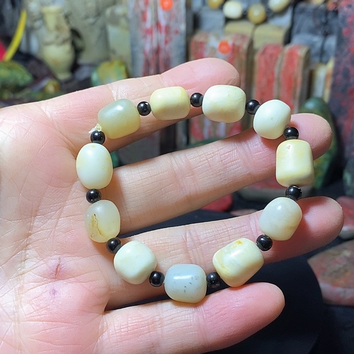 昌化鸡血石昌化石