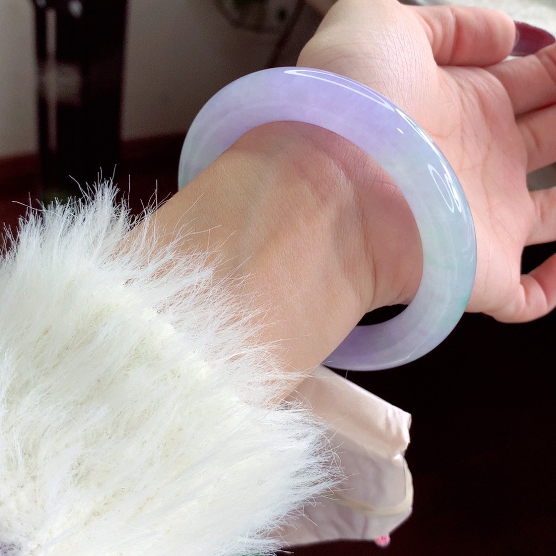 翡翠手镯未镶嵌54.8 冰春彩 灵