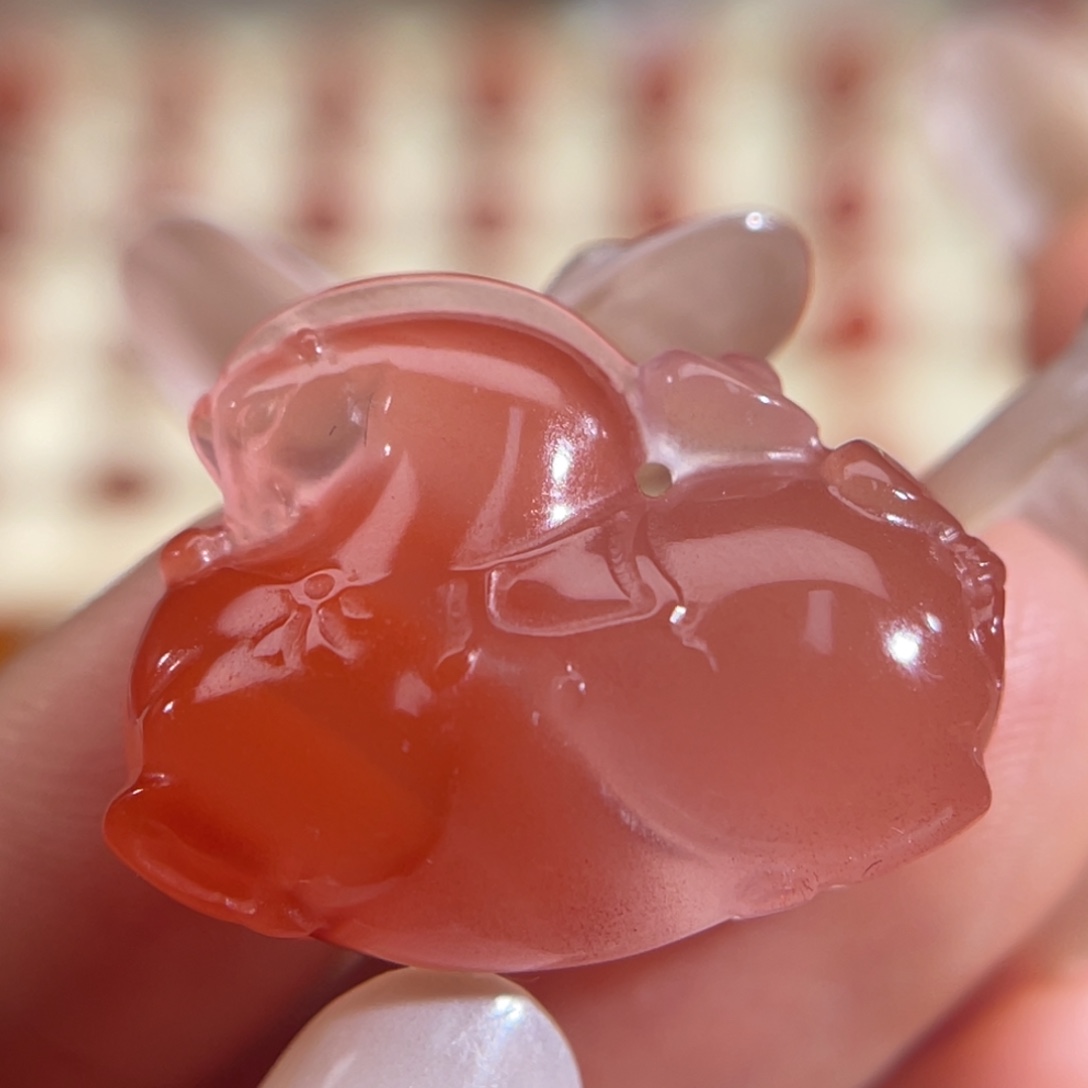 南红玛瑙未镶嵌冰飘唐马 23.4x10.3mm