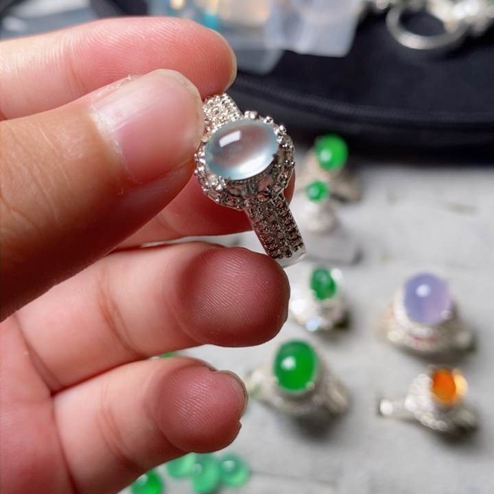 翡翠戒指未镶嵌翡翠冰种