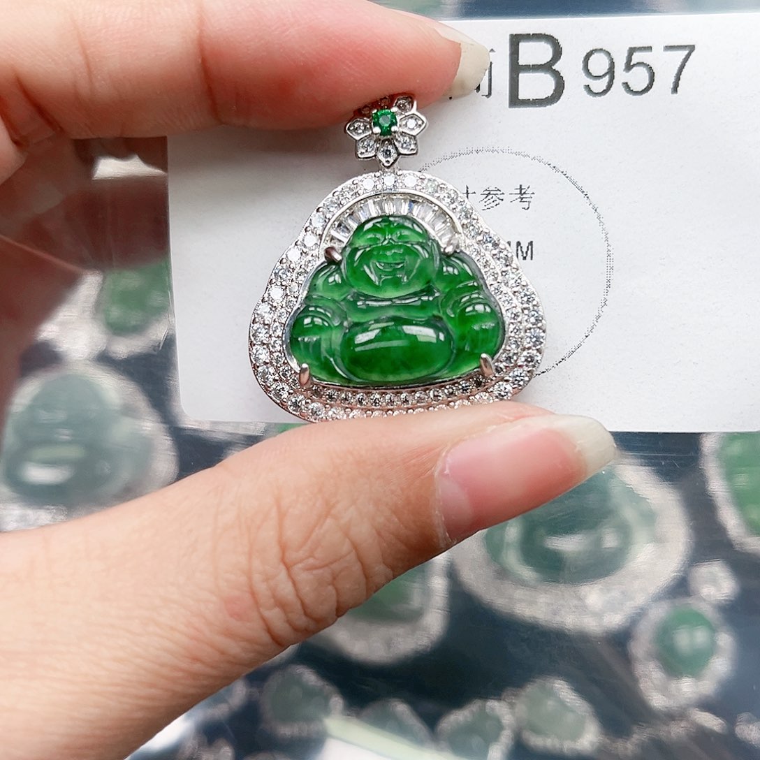 翡翠颈饰未镶嵌翡翠957