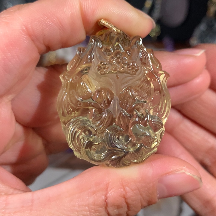 水晶颈饰未镶嵌捧****）天然