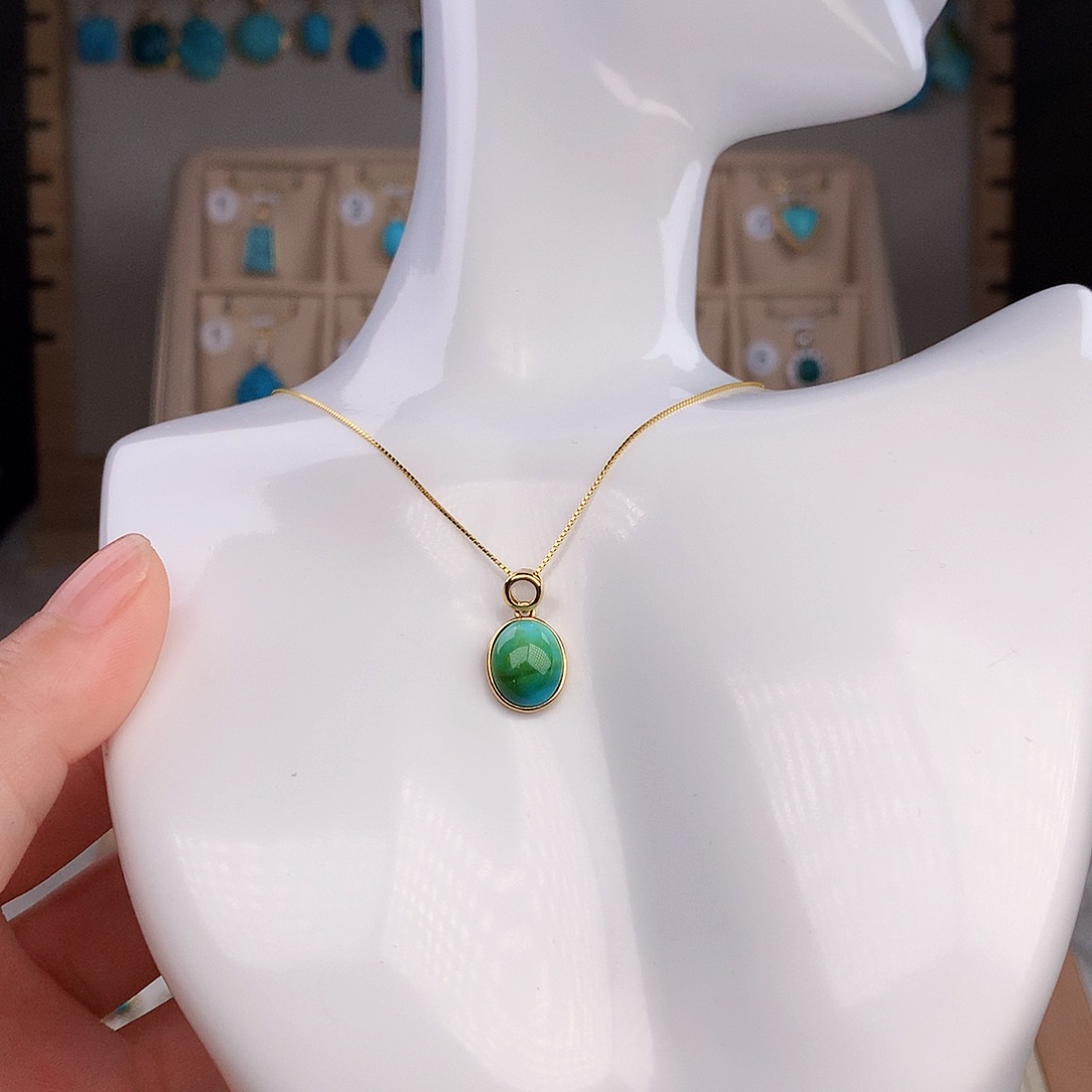 绿松石18K金镶嵌颈饰
