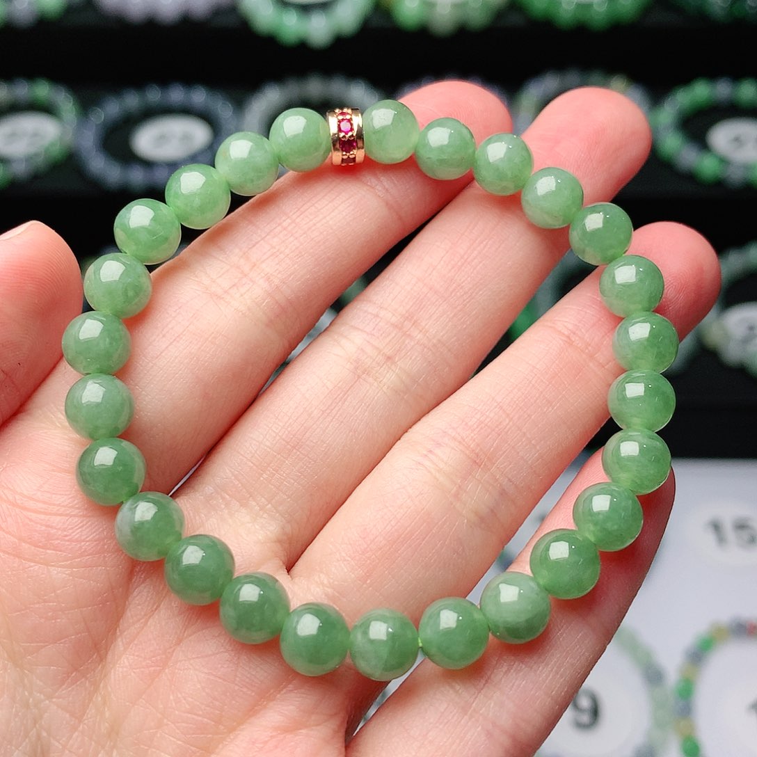 翡翠手链未镶嵌翡翠