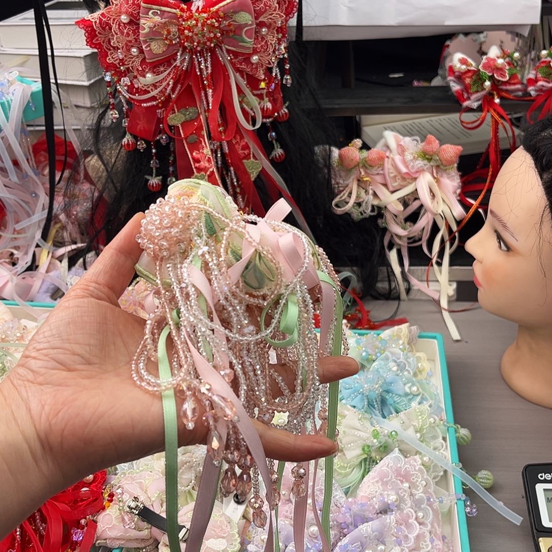 淇***果布艺非金属荷花小抓