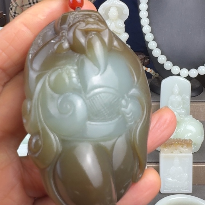 和田玉未镶嵌颈饰