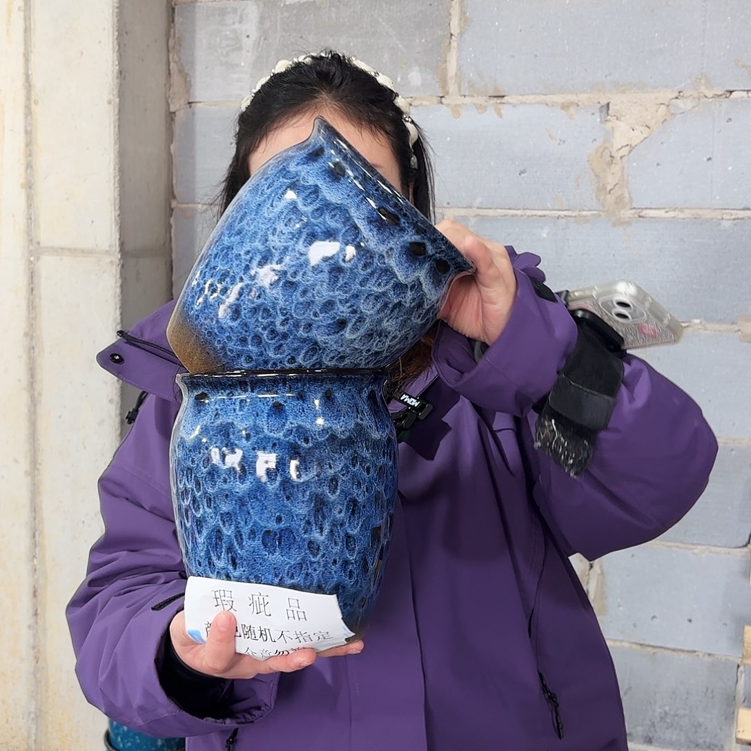 瑕疵两个高21/17红陶