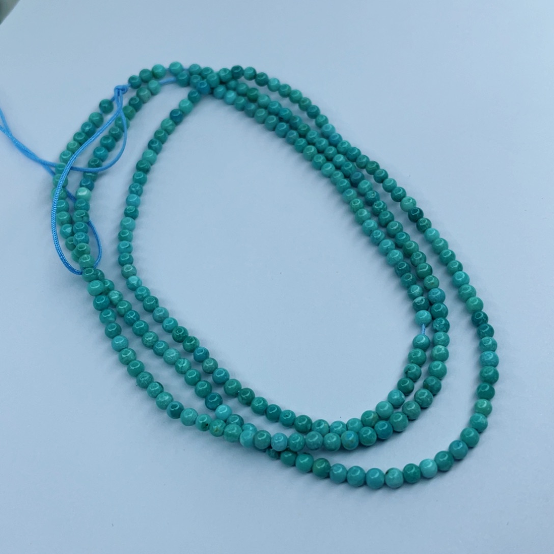 绿松石颈饰未镶嵌