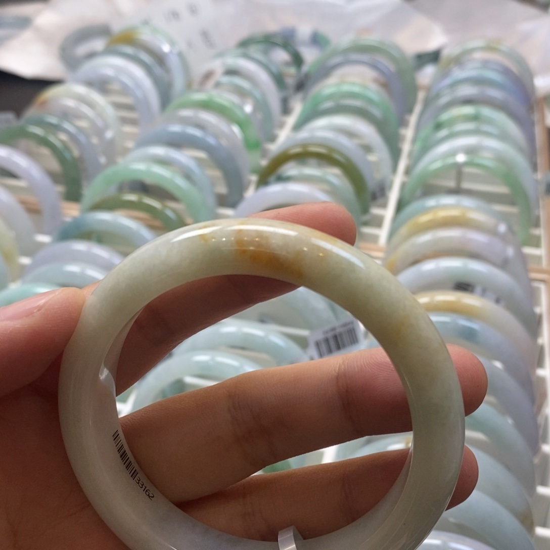 翡翠手镯未镶嵌57
