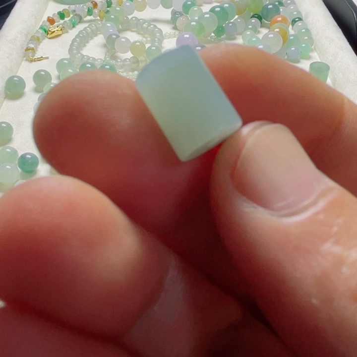 翡翠未镶嵌颈饰天然缅甸翡翠A货