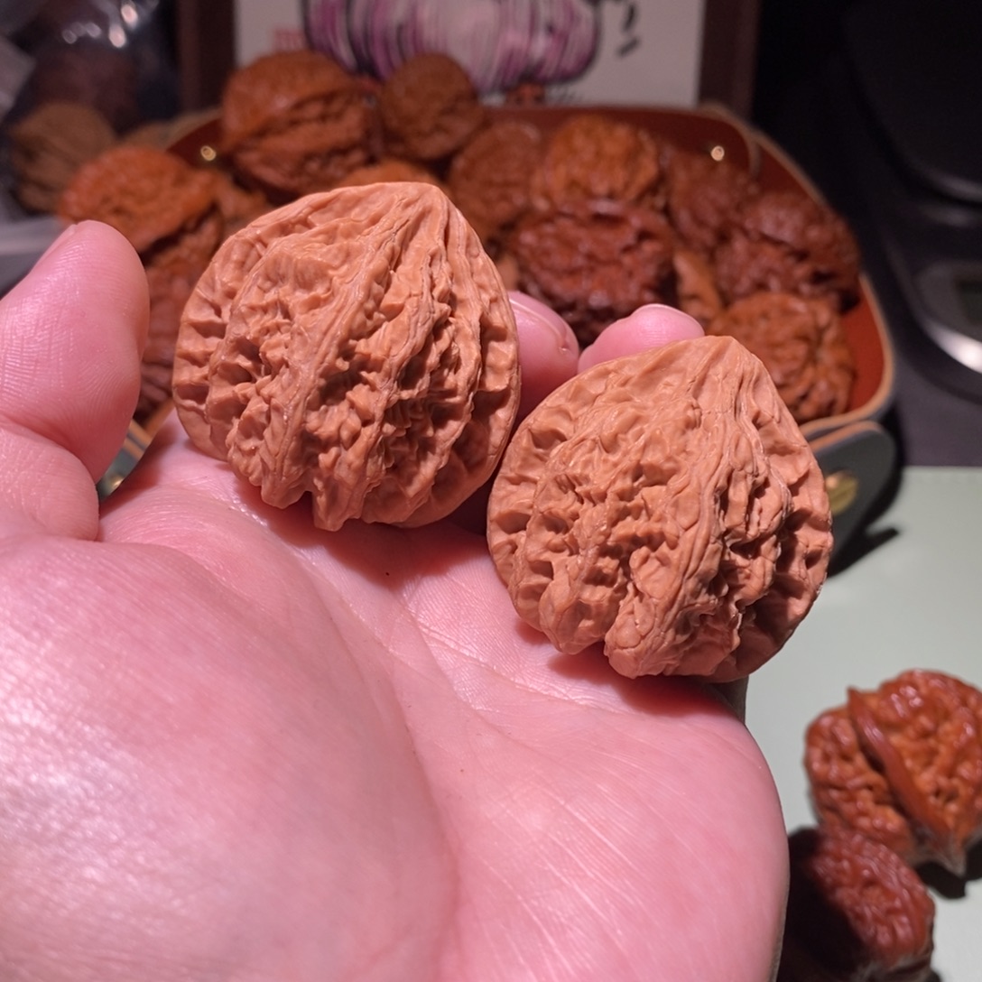 乌***～吊坠文玩核桃全品40火马12004