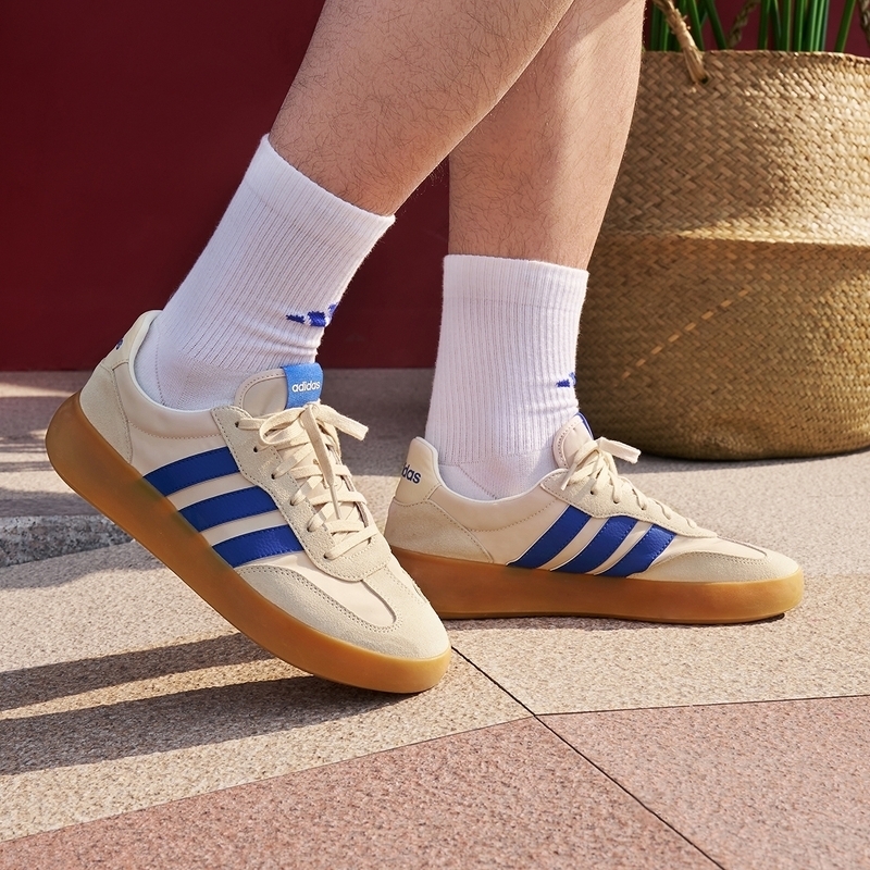 双旦礼遇阿迪达斯果冻T头鞋男女板鞋德训鞋BARREDA DECODE JQ6673