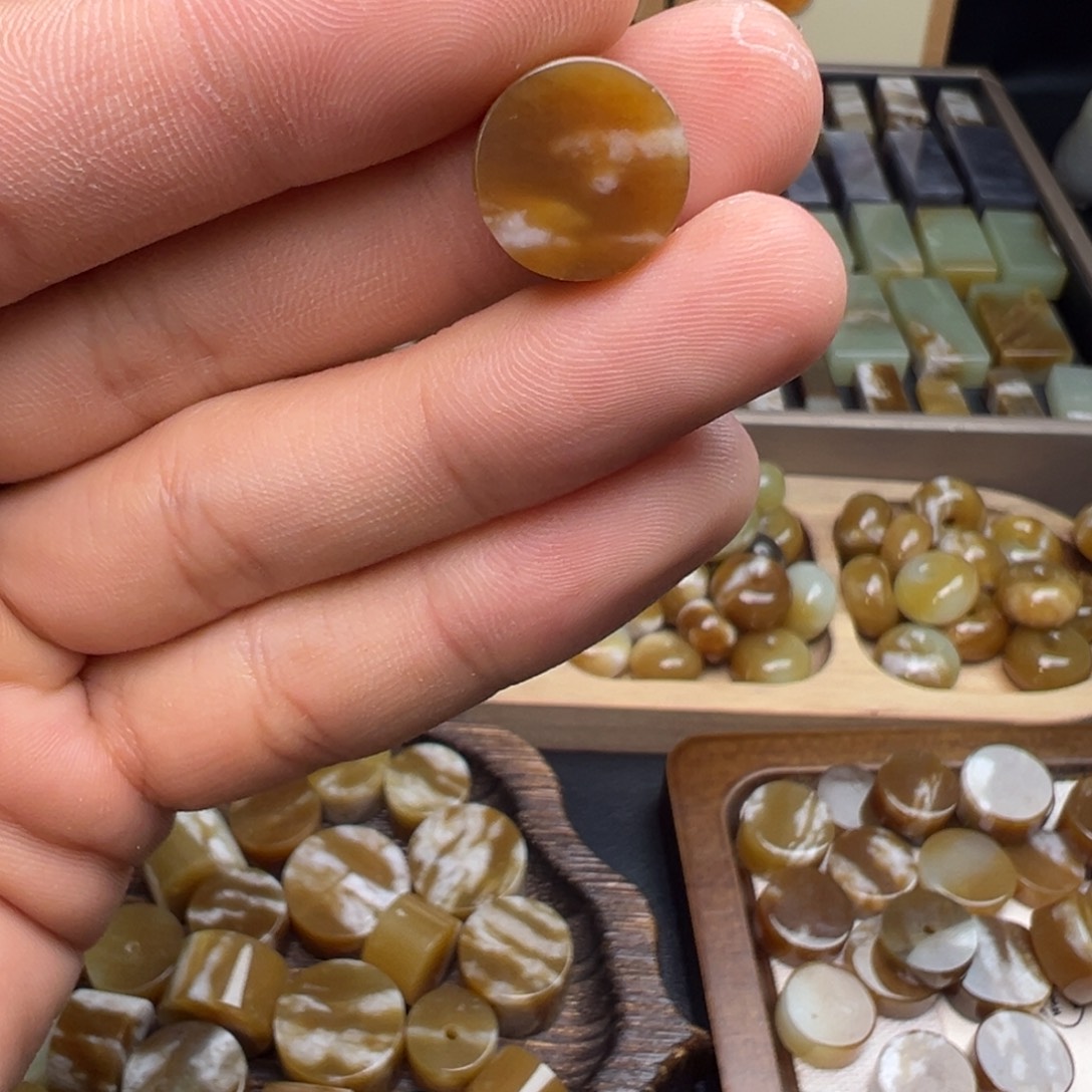 和田玉（糖玉）未镶嵌珠宝奇石开播福利