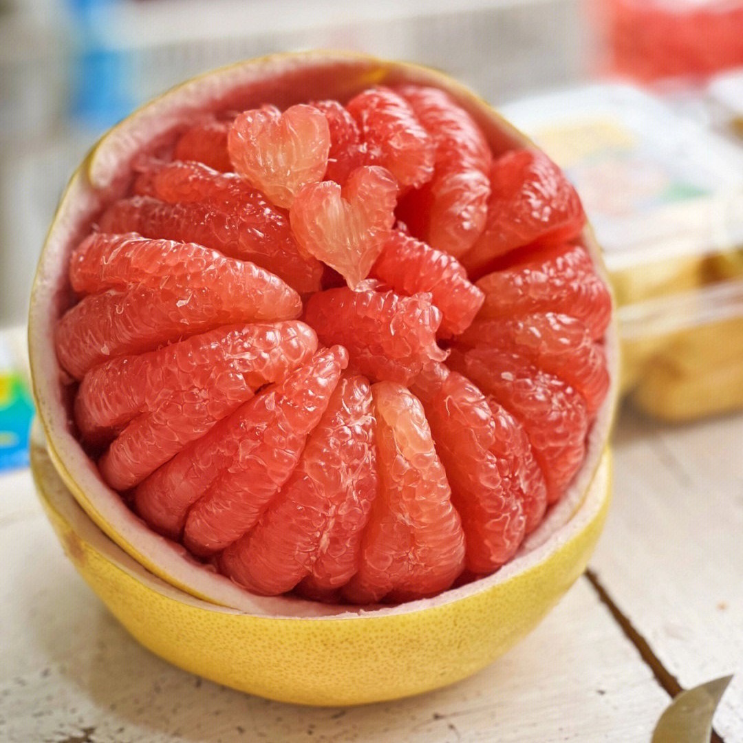 红心蜜柚整果2.5斤左右