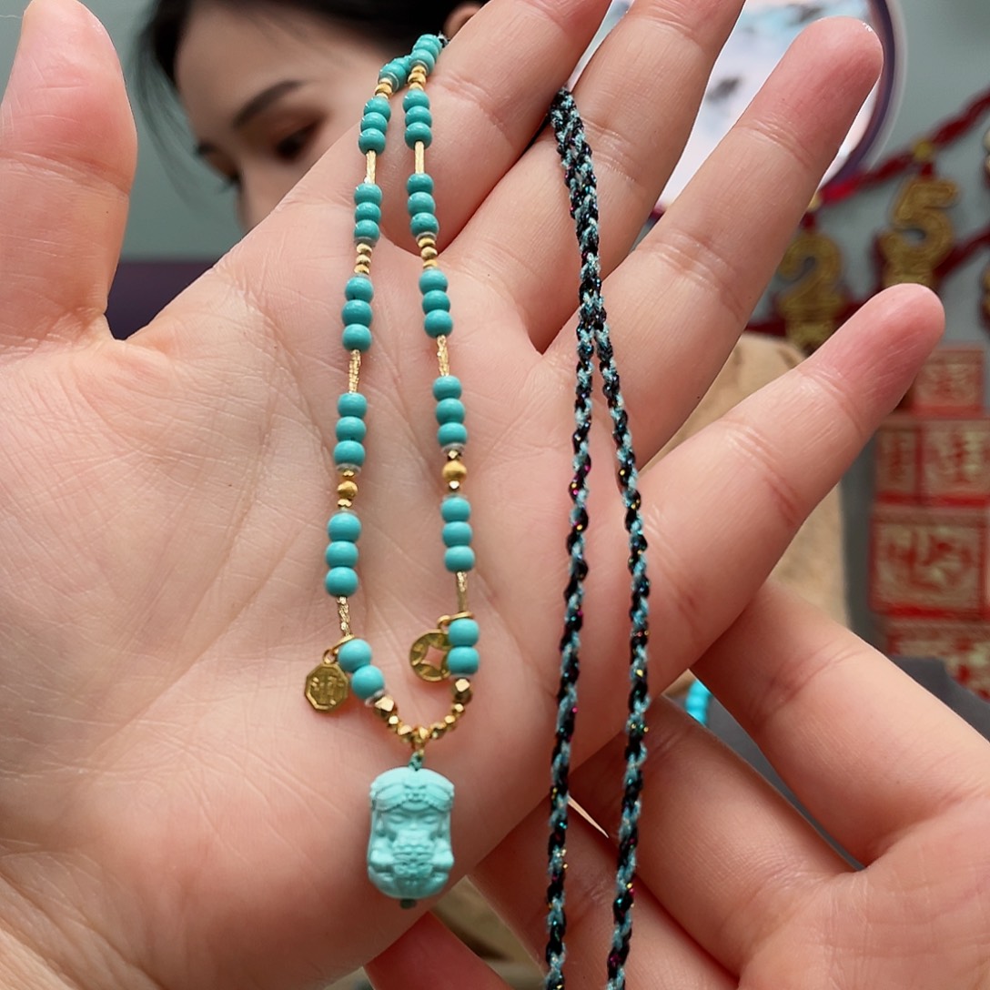 绿松石颈饰18K金镶嵌