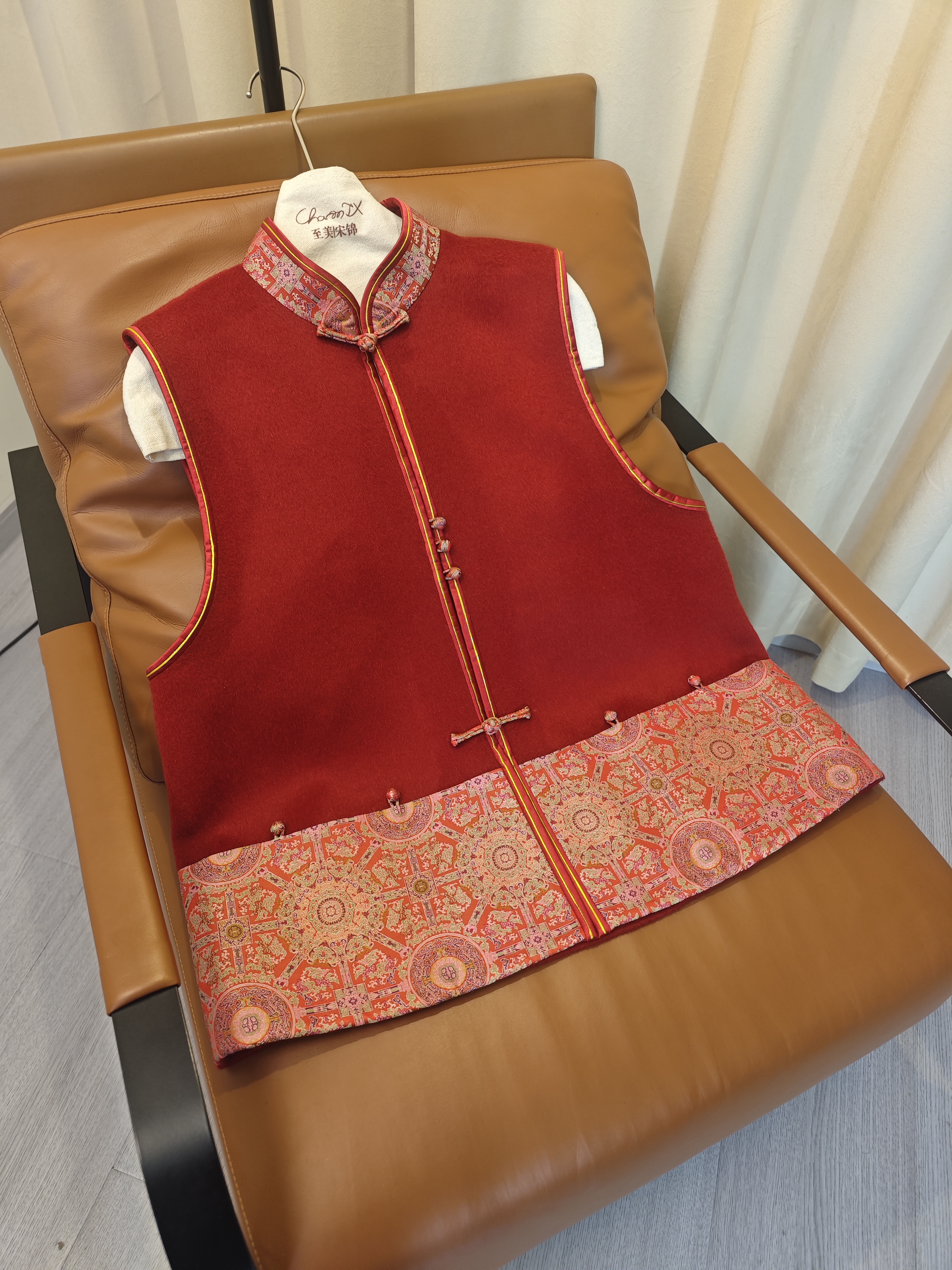 至美|宋锦 大红色羊绒拼接八达晕新中式国风手工马甲新款时尚