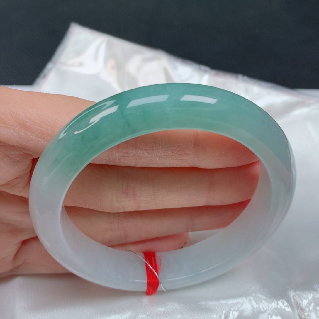 翡翠手镯未镶嵌54.4正圈