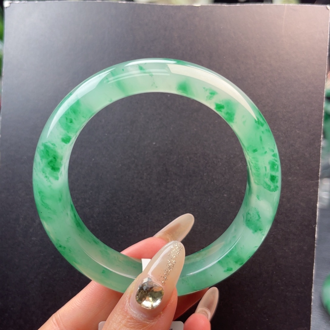 石英质玉手镯未镶嵌岁***…