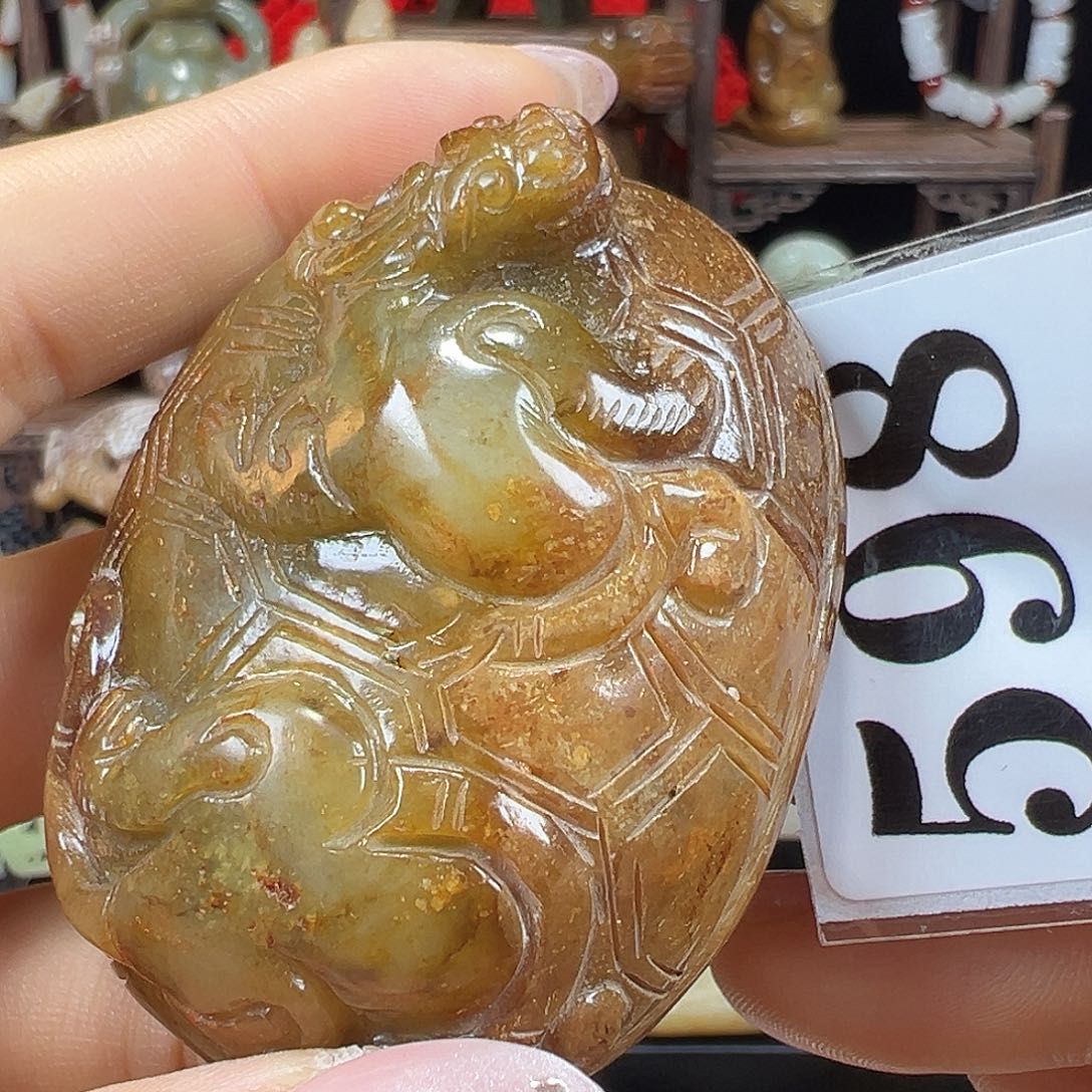 和田玉未镶嵌挂件