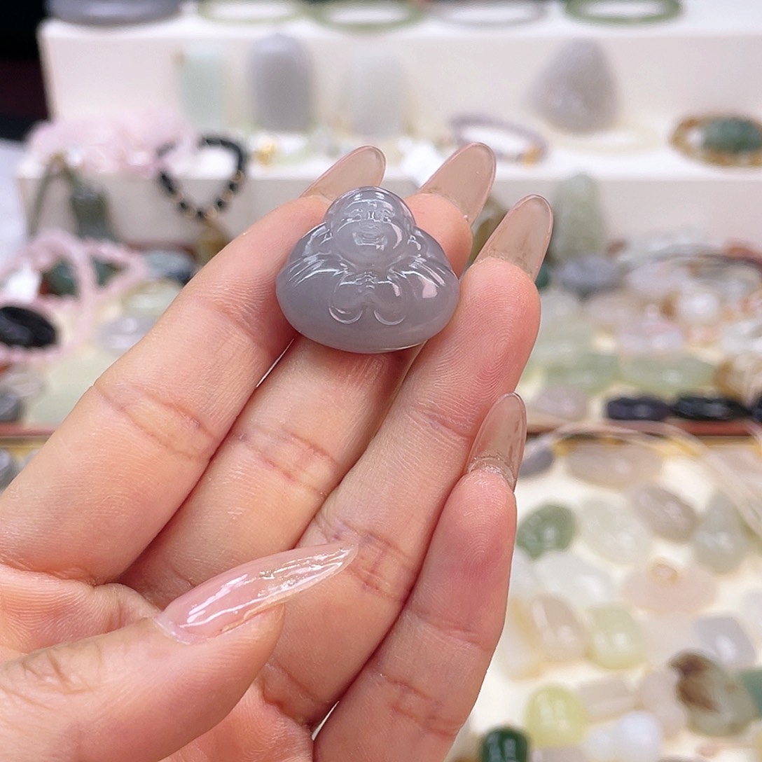 【闪购商品】和田玉吊坠(赠链)未镶嵌三***西