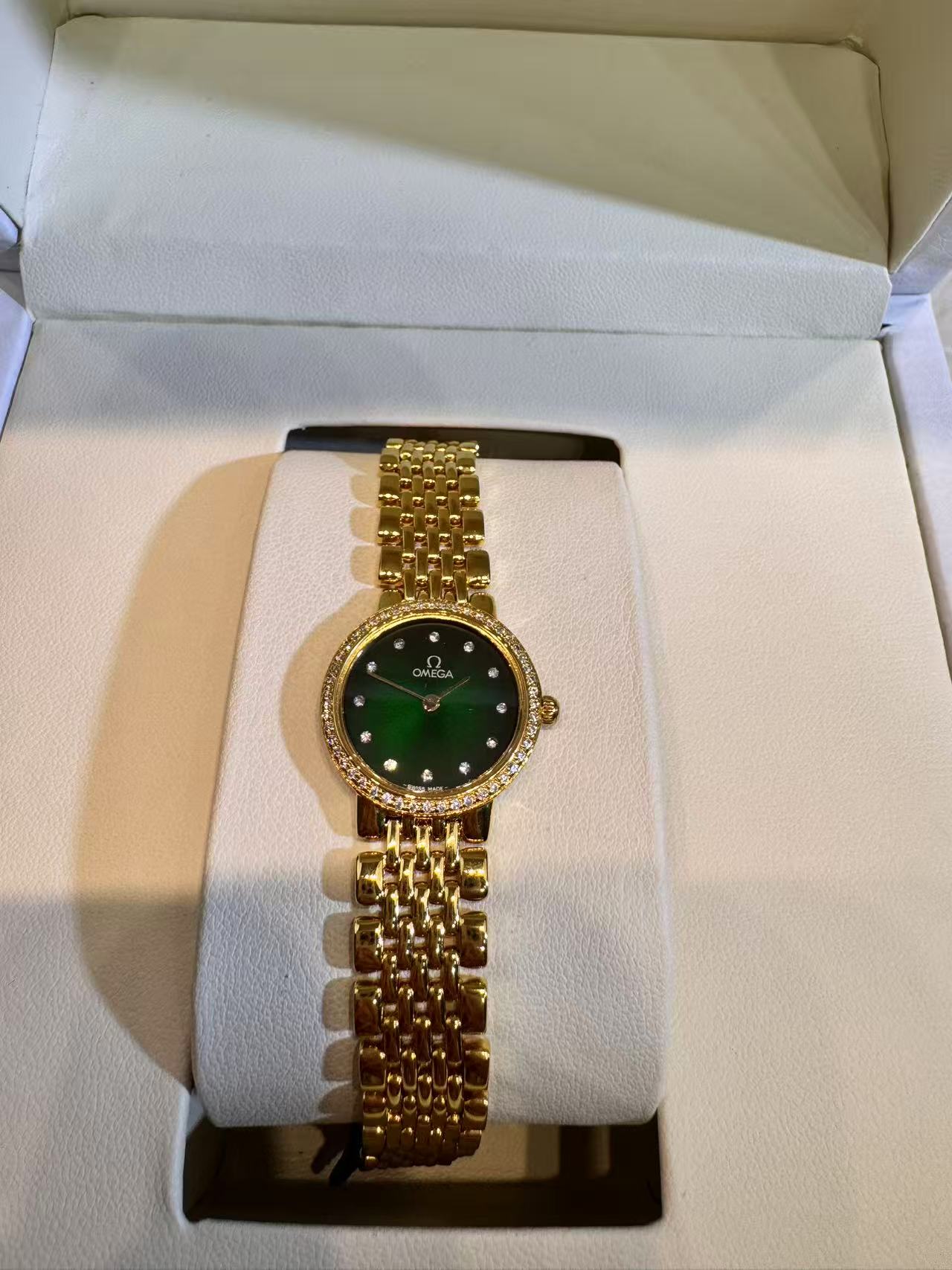 95新 Omega/欧米茄 石英腕表/后镶钻/027