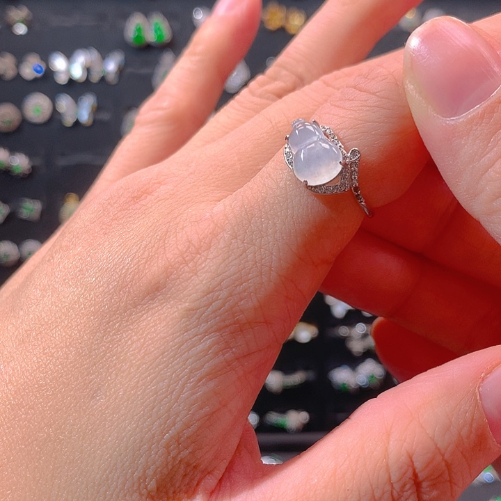 翡翠戒指银S925镶嵌戒指