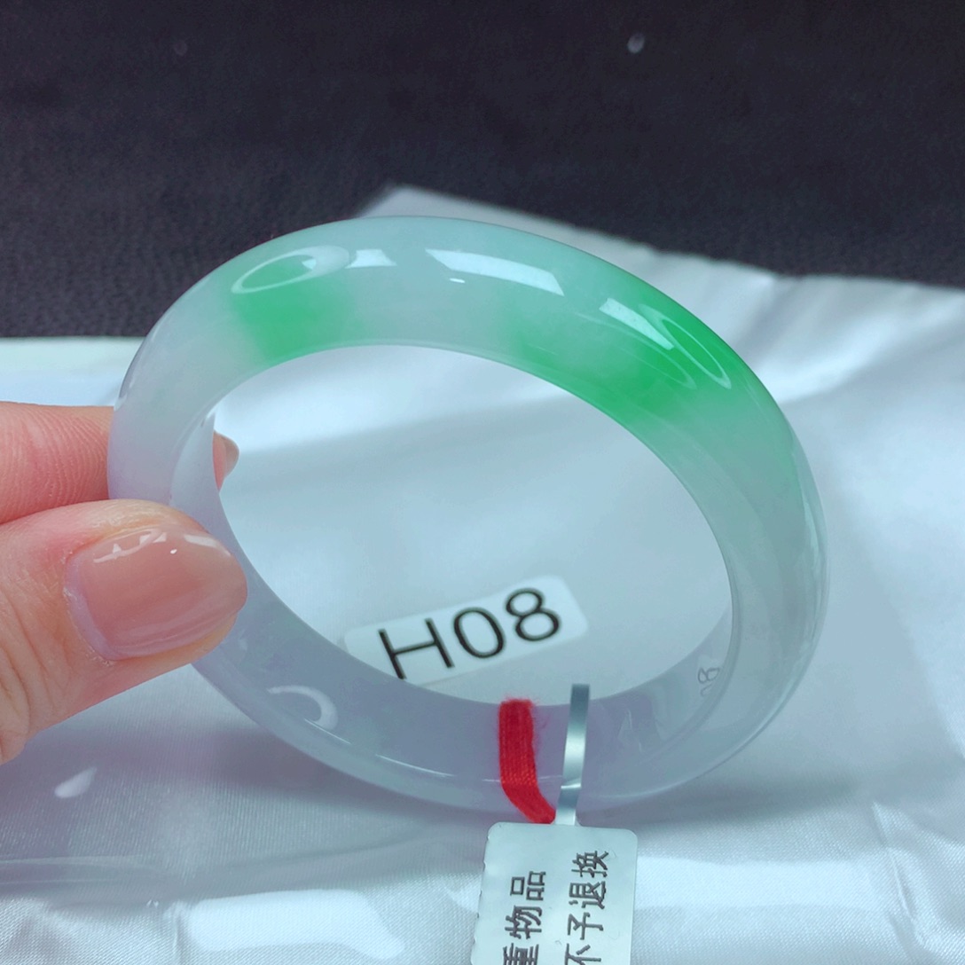 翡翠手镯未镶嵌手镯88