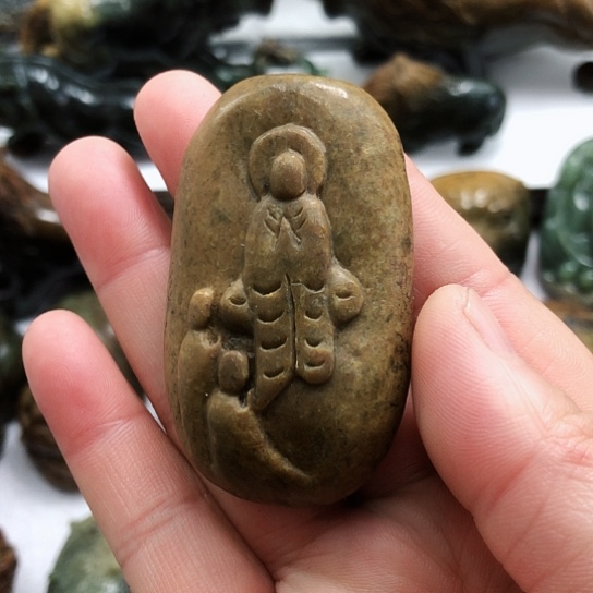 岫岩河磨玉（透闪石质玉）挂件未镶嵌