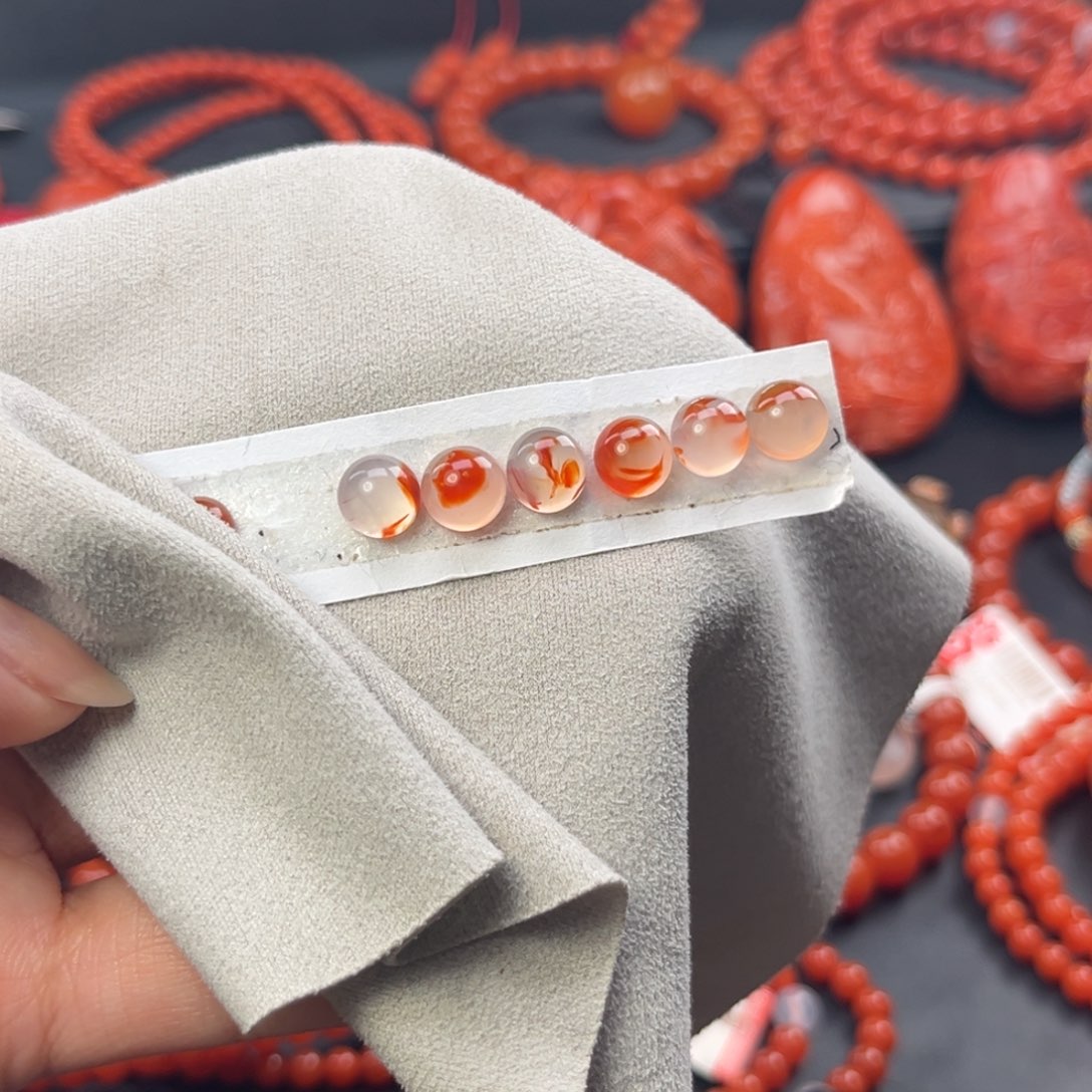 南红玛瑙未镶嵌手链