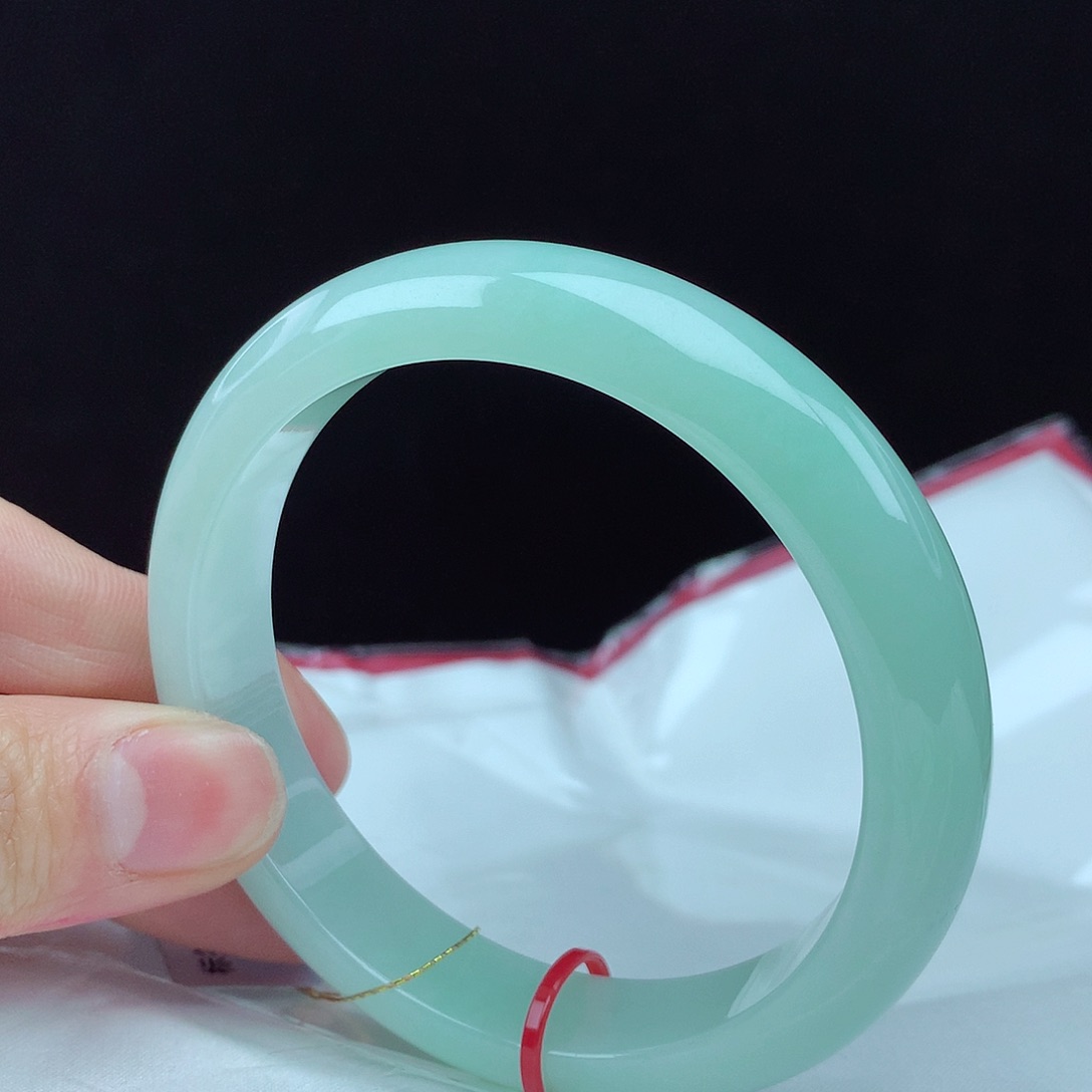 翡翠手镯未镶嵌58圈0877