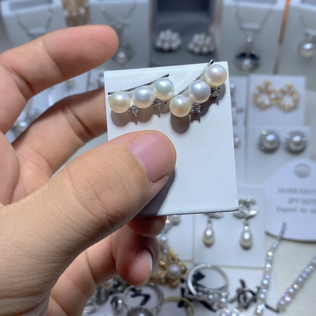 未镶嵌耳饰淡水珍珠