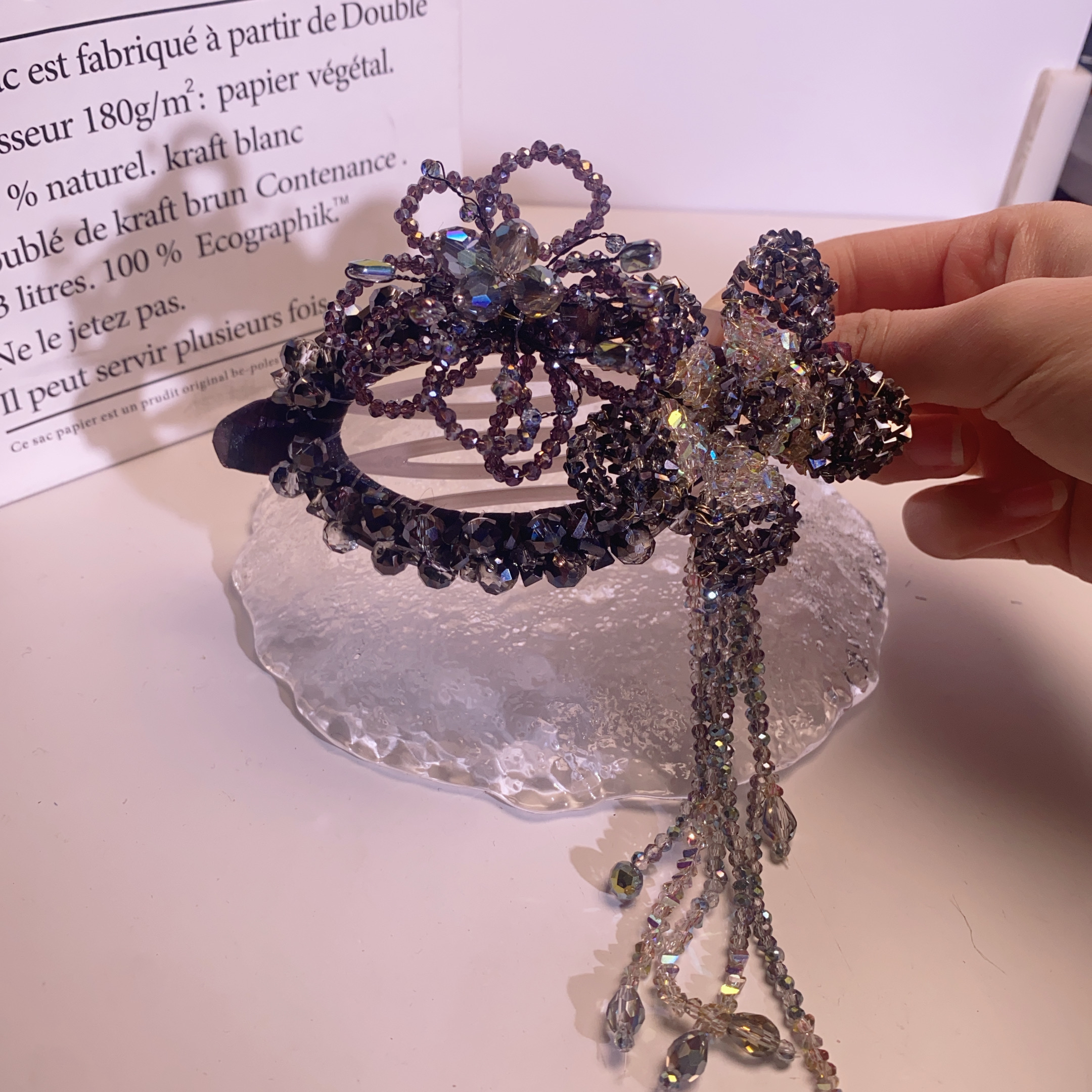 A8737编号紫莹轻奢发饰气质《燕尾夹》